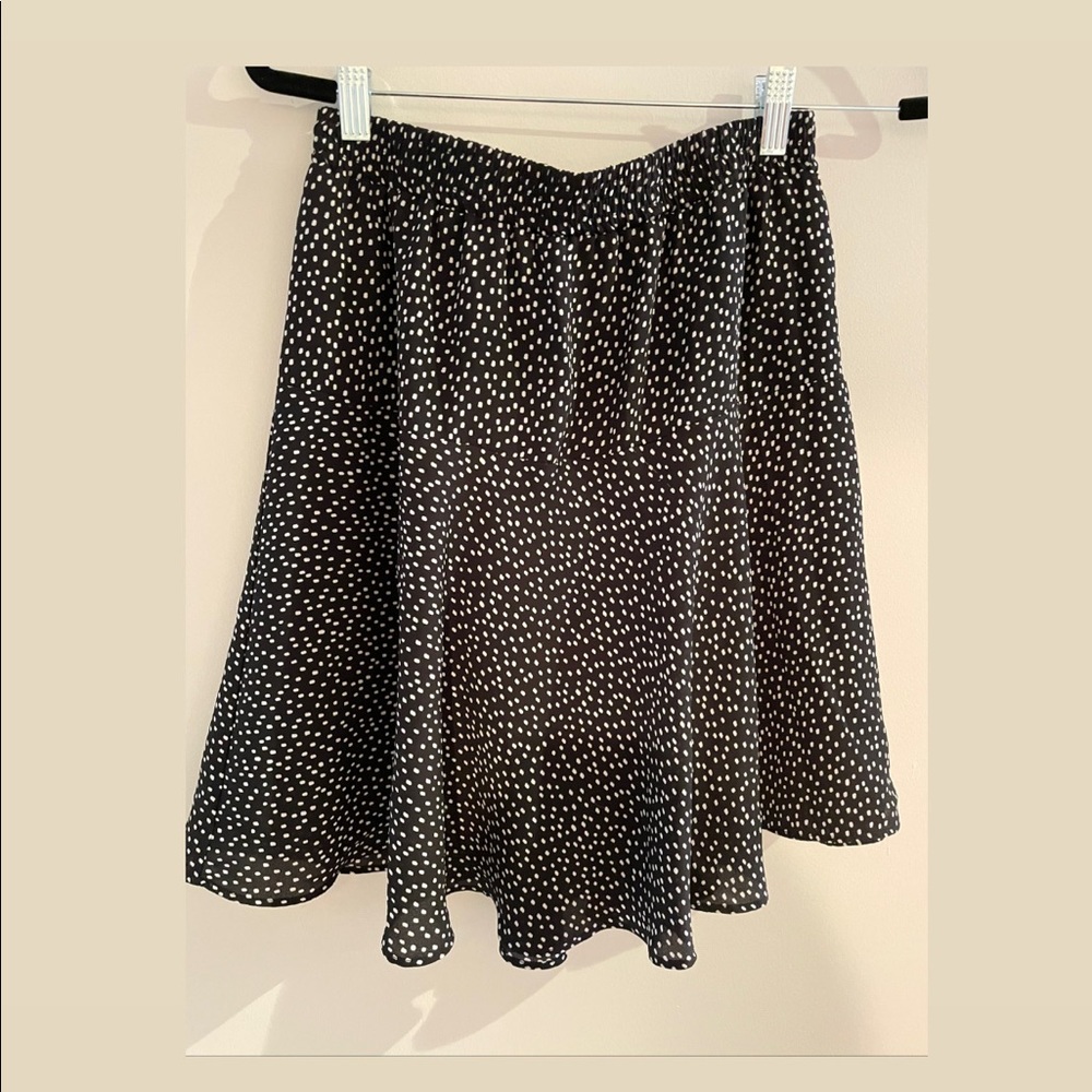 Banana Republic Black and White Printed Skirt with Elasticized Waist